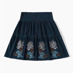 Embroidered Blue Mini Skirt from ROMWE
